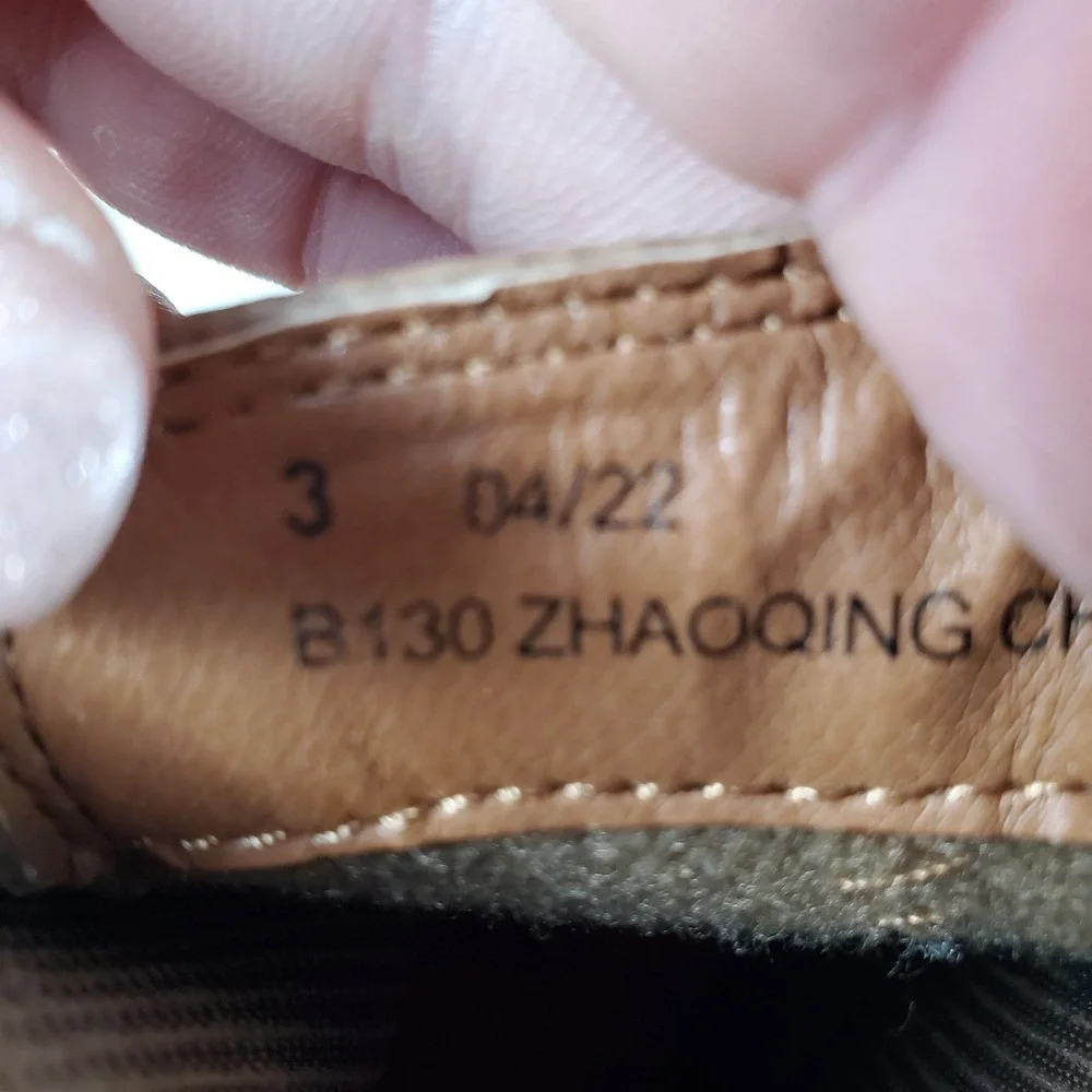 Blowfish Malibu Redsen Kids Chelsea Boots Sz 3 Tan Round Toe Double Back Zippers
